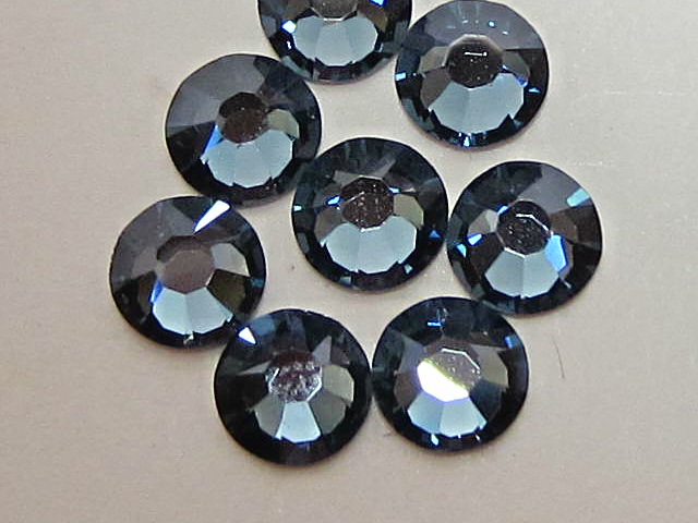 72 pcs. 20ss DENIM BLUE MYSTIQUE (maxima) FLATBACK PRECIOSA Rhinestones